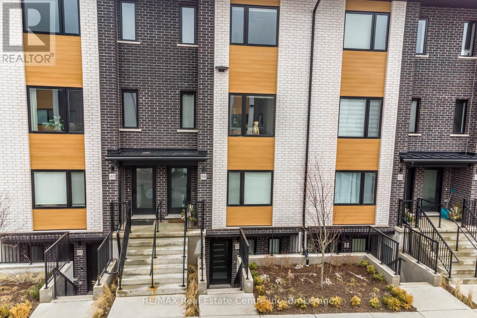 59 Lily Lane, Guelph (Clairfields/Hanlon Business Park), ON - Outdoor With Facade