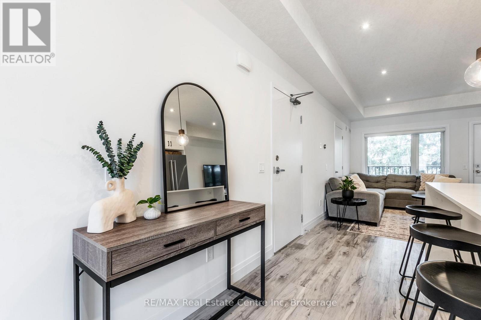 59 Lily Lane, Guelph (Clairfields/Hanlon Business Park), ON - Indoor Photo Showing Other Room