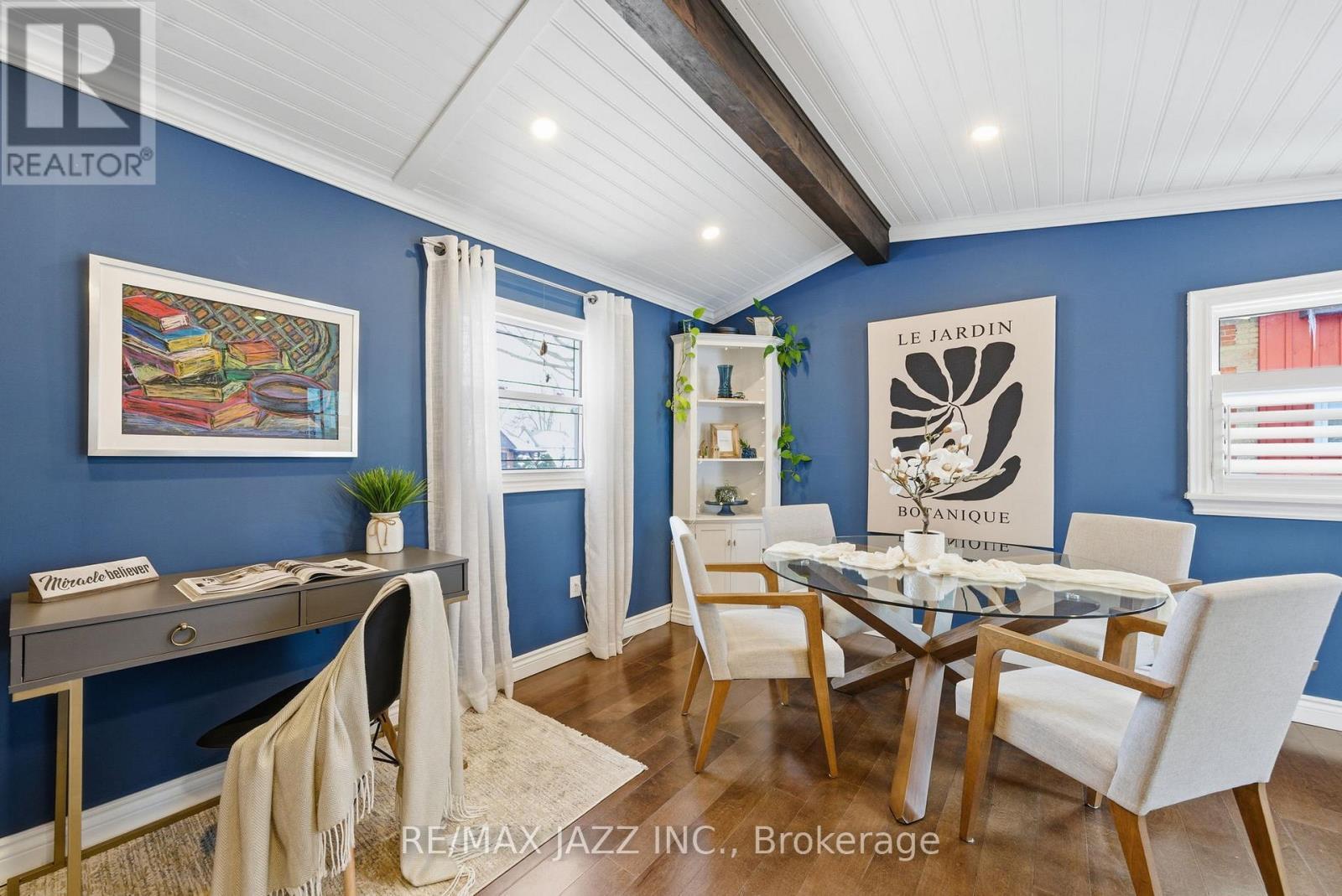 922 Byron Street S, Whitby (Downtown Whitby), ON - Indoor Photo Showing Dining Room