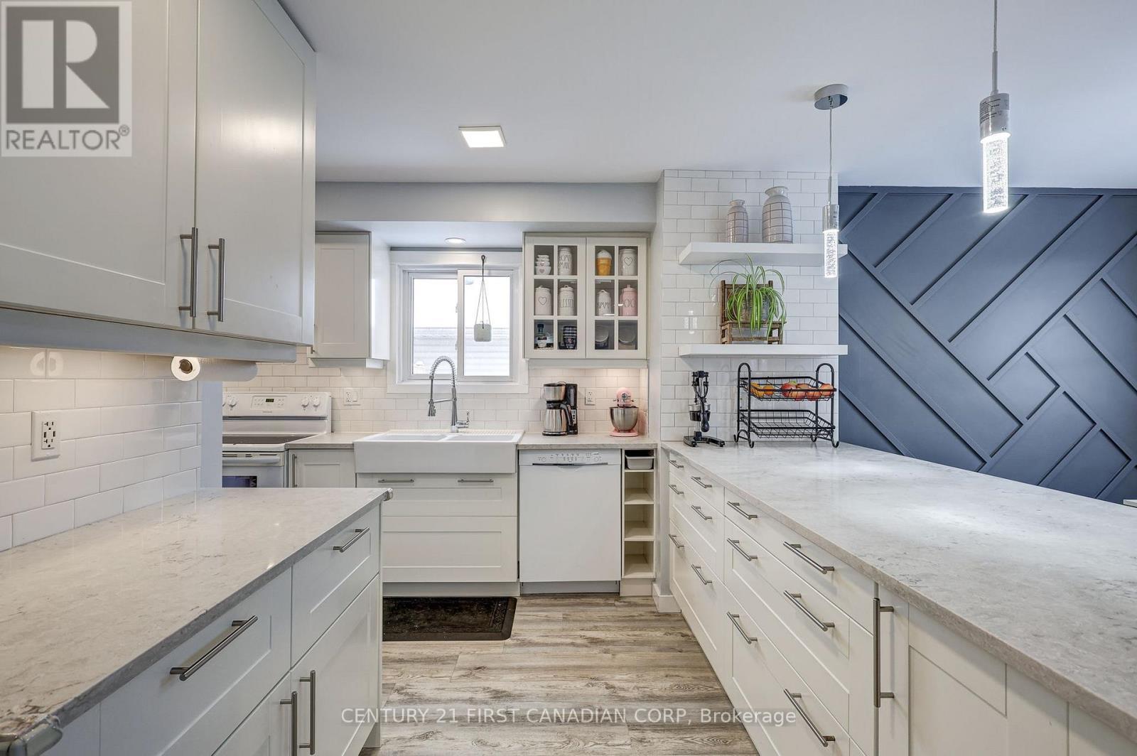 86 Patience Crescent, London South (South X), ON - Indoor Photo Showing Kitchen