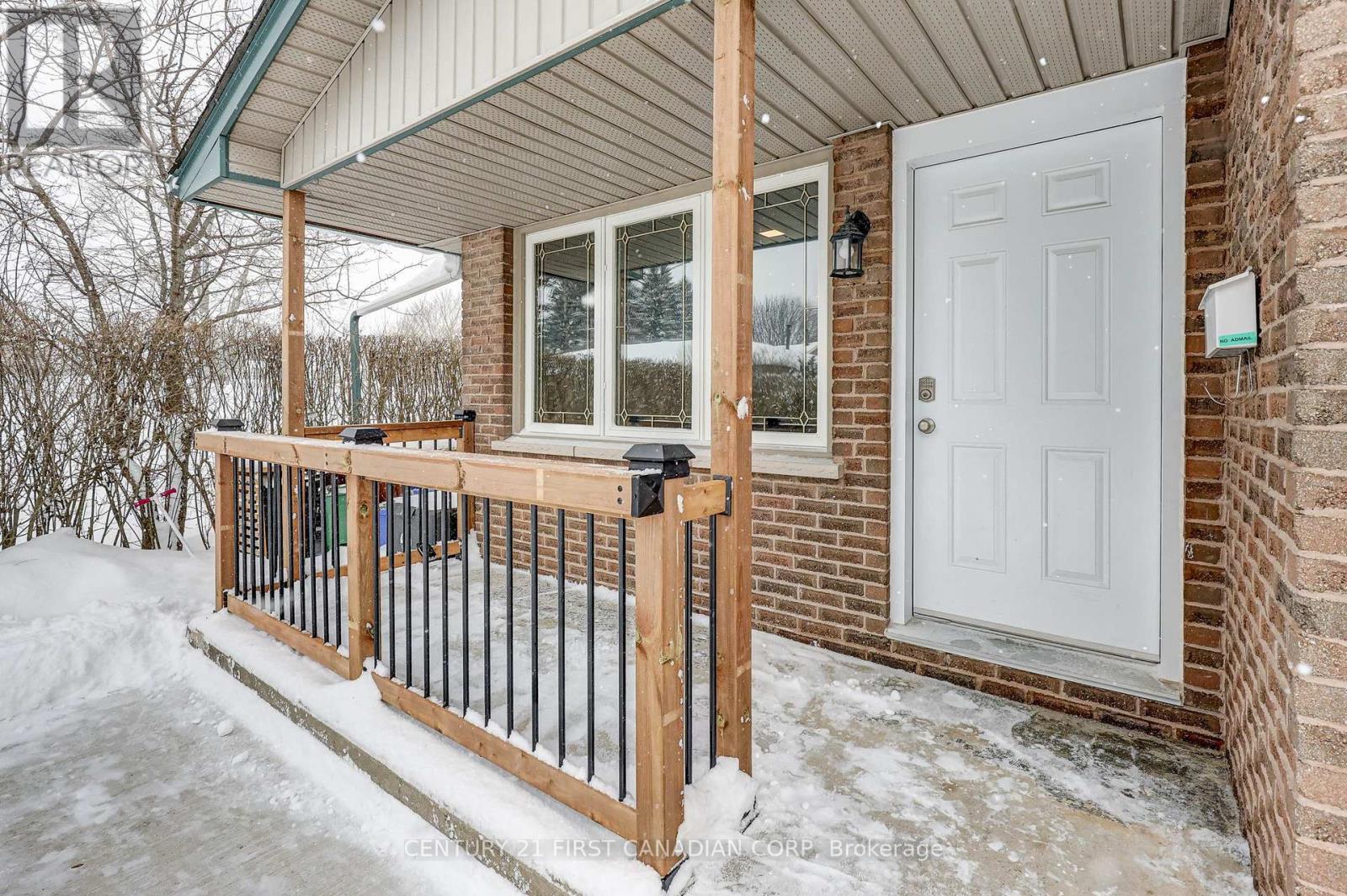 86 Patience Crescent, London South (South X), ON - Outdoor With Exterior