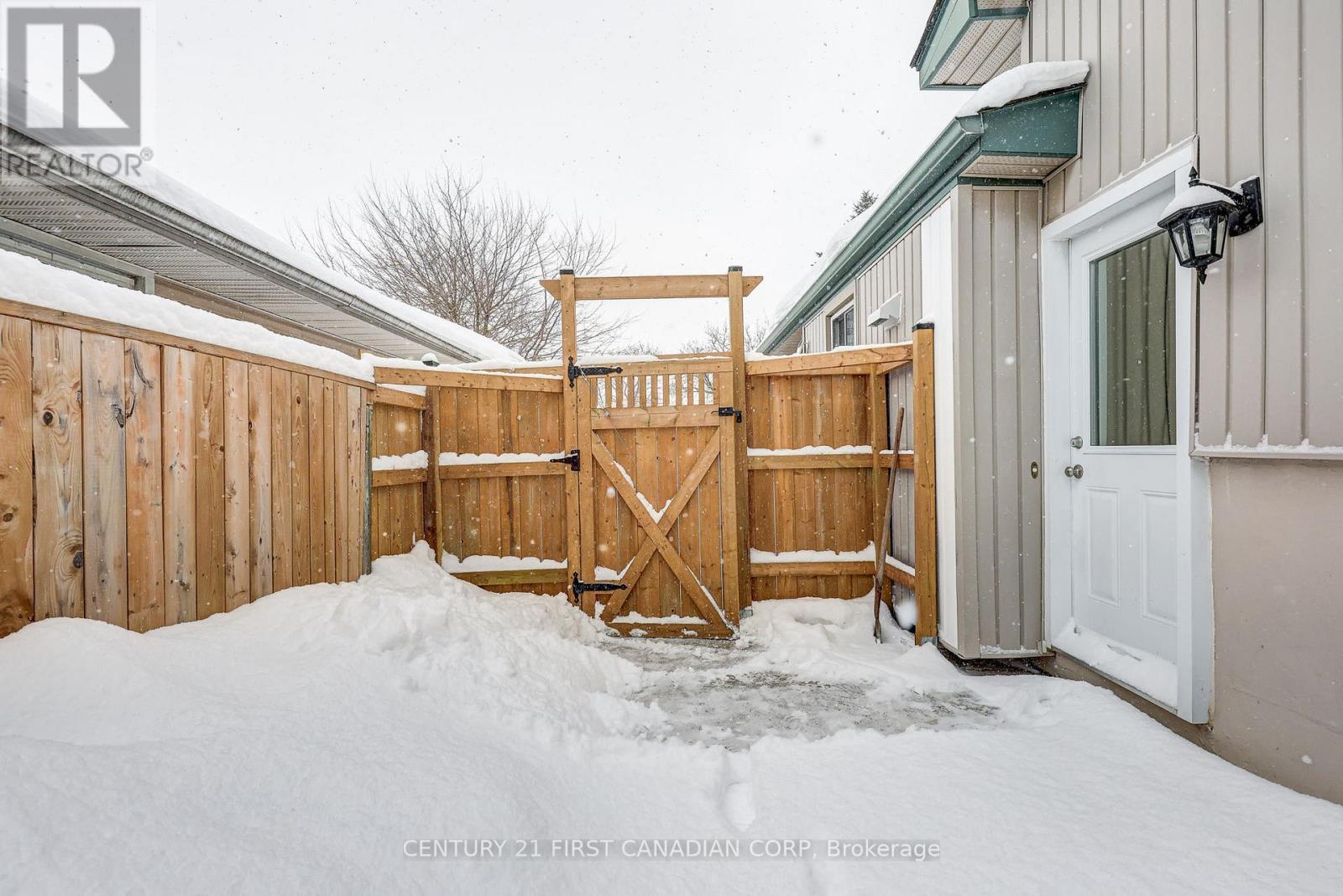 86 Patience Crescent, London South (South X), ON - Outdoor With Exterior