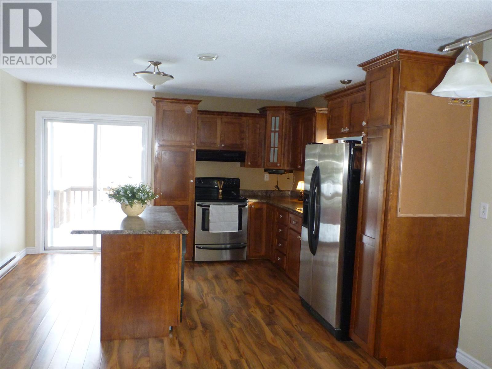 2 Simmons Place, Clarenville, NL - Indoor Photo Showing Kitchen