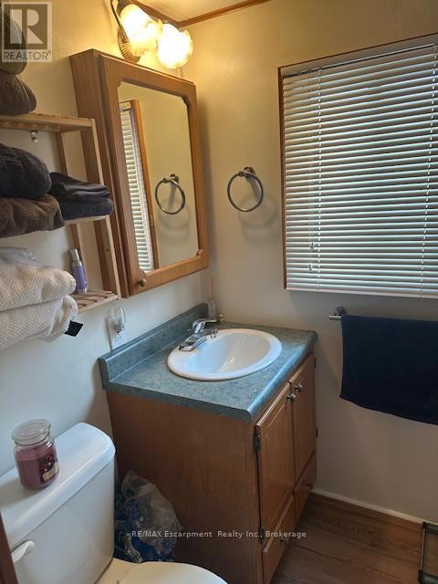 232 - 8845 Lundy'S Lane, Niagara Falls (Ascot), ON - Indoor Photo Showing Bathroom