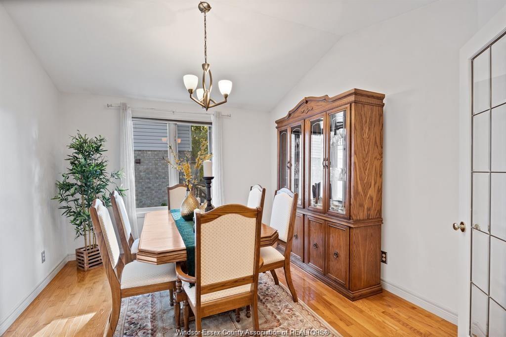 640 Delaware, Lasalle, ON