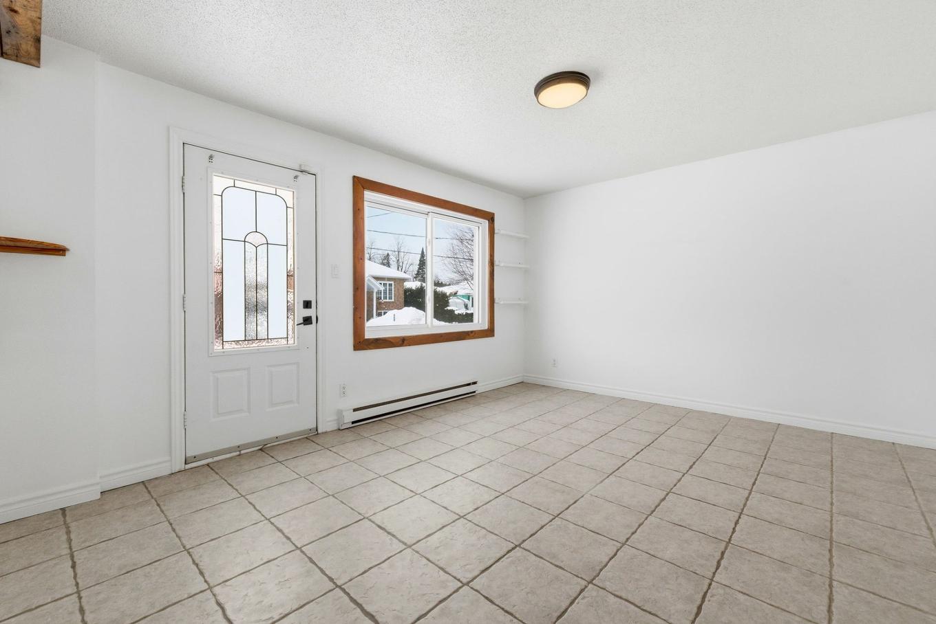 Living room - 9 Rue Monette, Gatineau (Gatineau), QC - Indoor Photo Showing Other Room