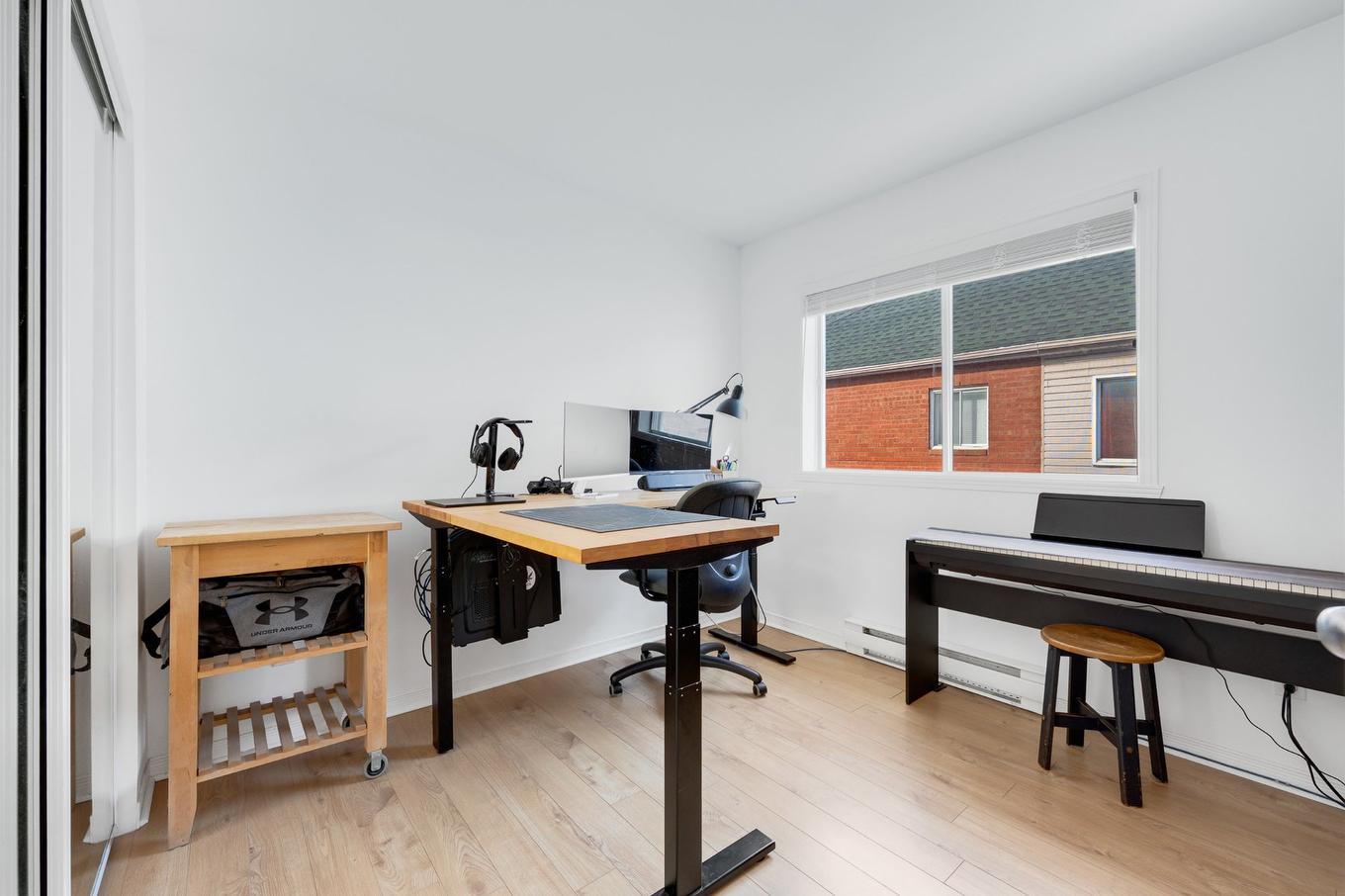 Chambre à coucher - 301-190 Rue Parent, Longueuil (Greenfield Park), QC - Indoor Photo Showing Office