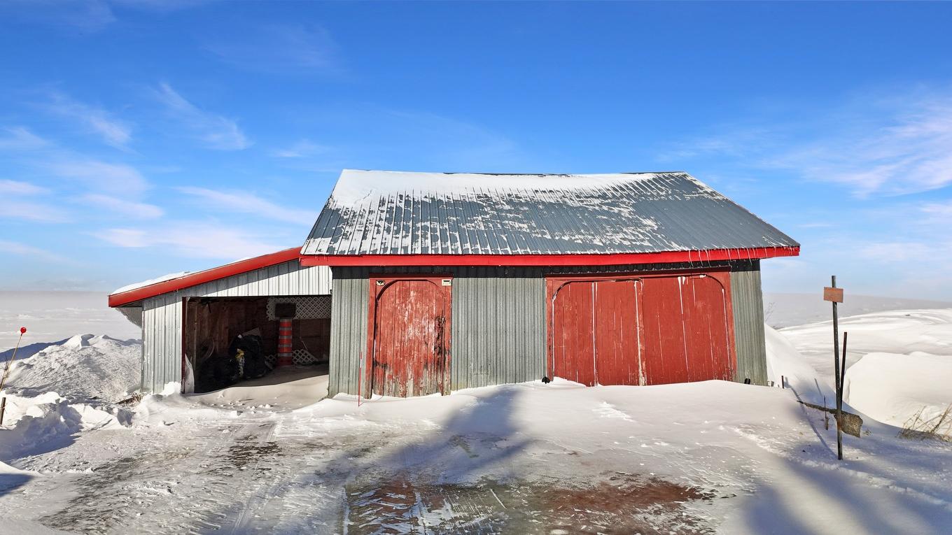 Grange - 221 Ch. Du Roi, Saint-Antoine-De-L'Isle-Aux-Grues, QC - Outdoor