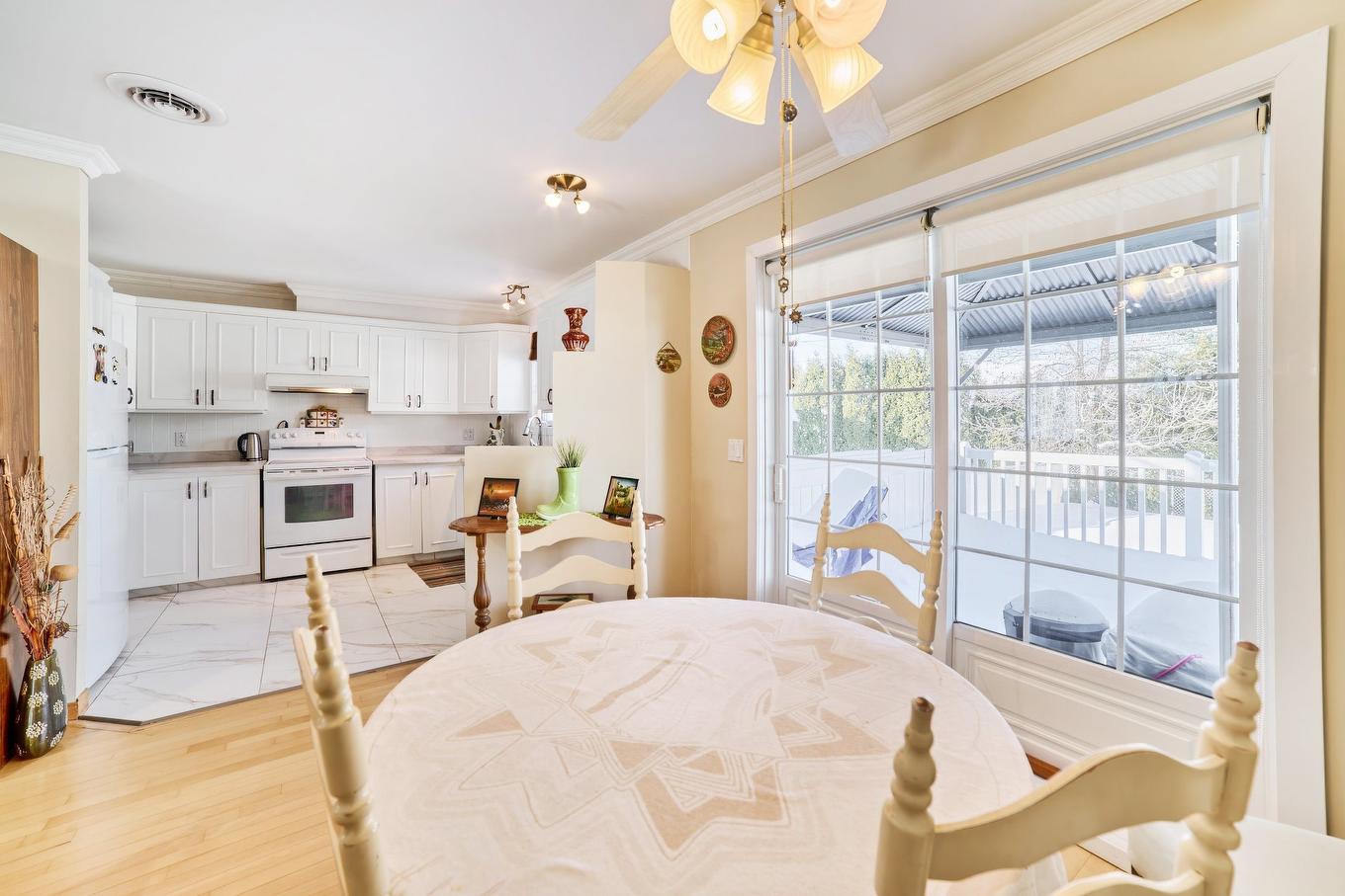 Dining room - 658 Rue Rabelais, Saguenay (Chicoutimi), QC - Indoor