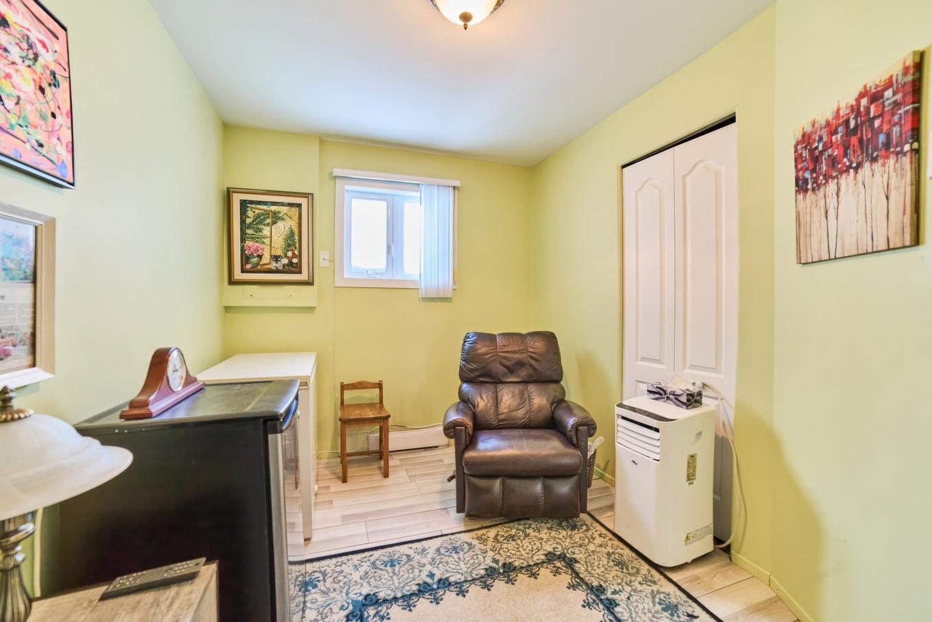 Family room - 658 Rue Rabelais, Saguenay (Chicoutimi), QC - Indoor