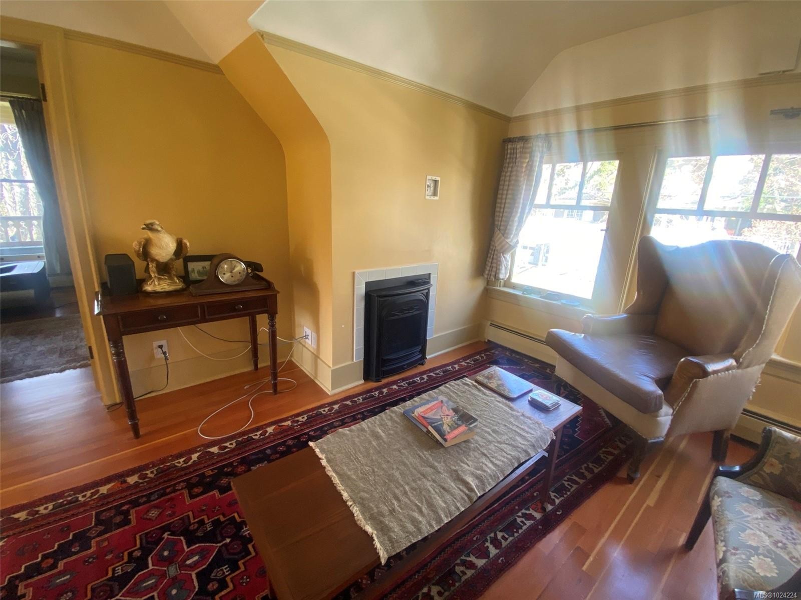 903 Humboldt St, Victoria, BC - Indoor