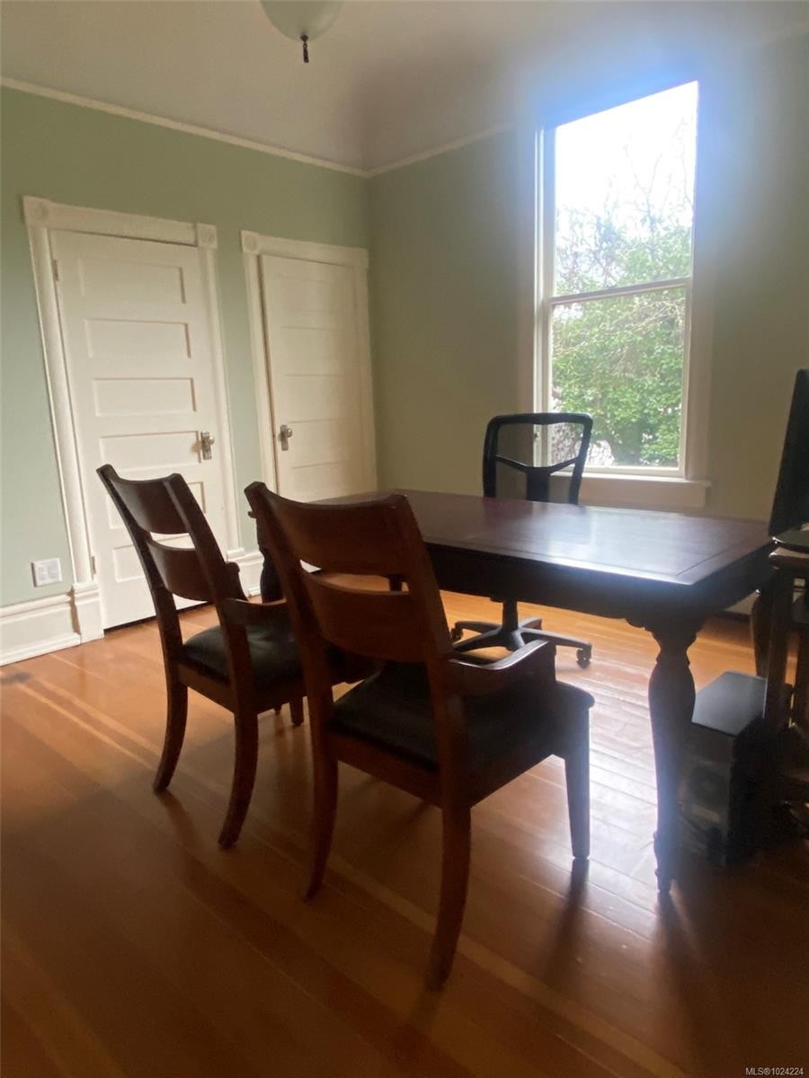 903 Humboldt St, Victoria, BC - Indoor
