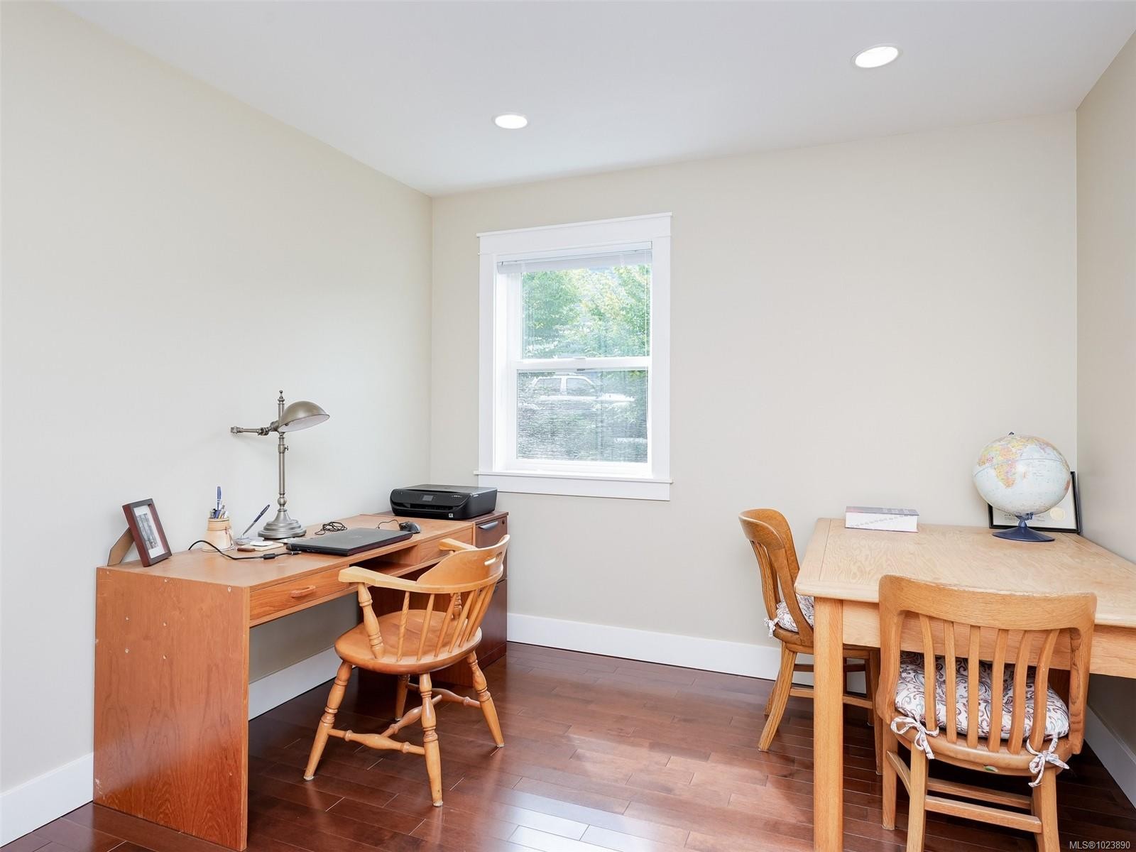 9173 Basswood Rd, North Saanich, BC