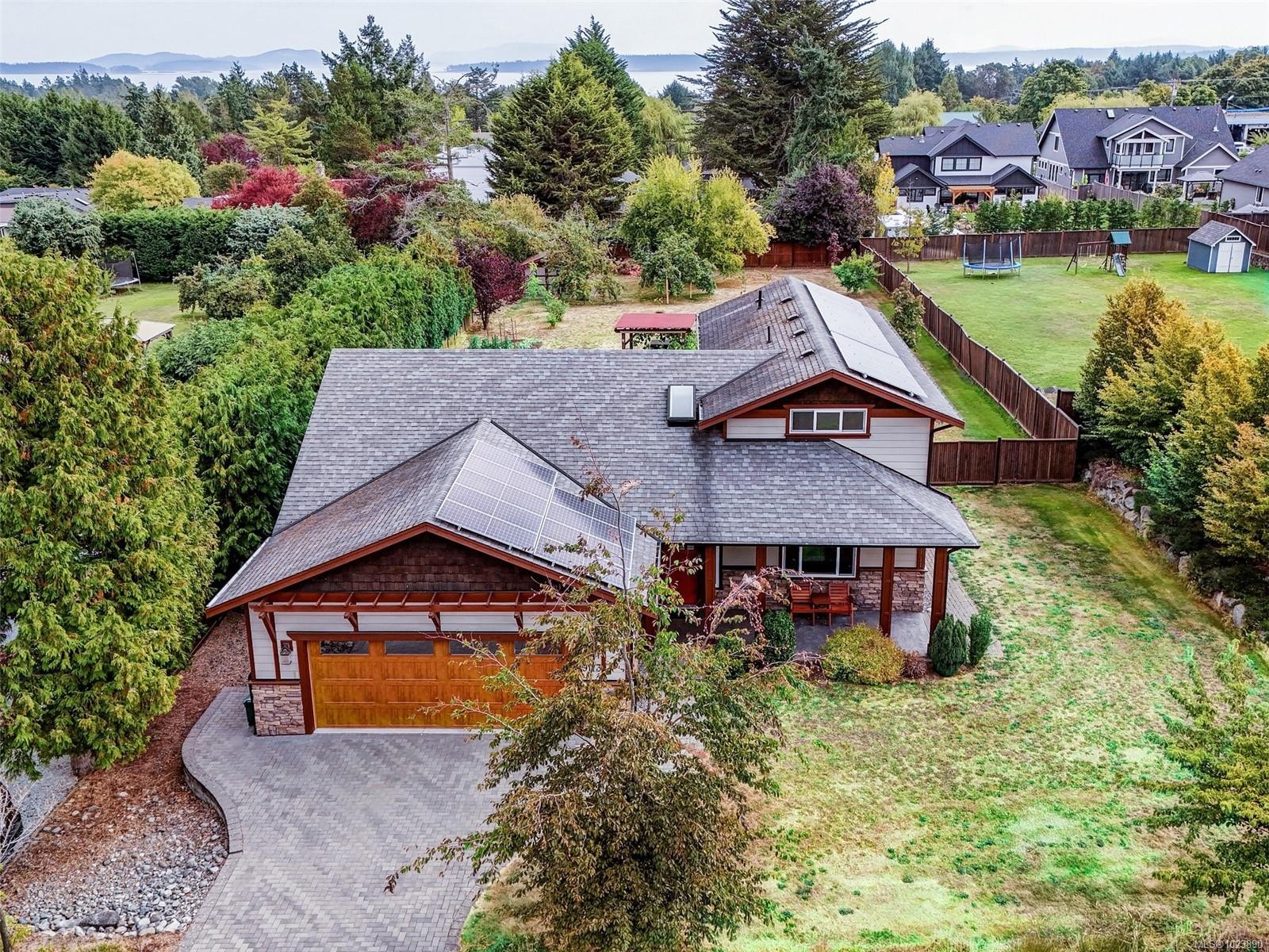 9173 Basswood Rd, North Saanich, BC