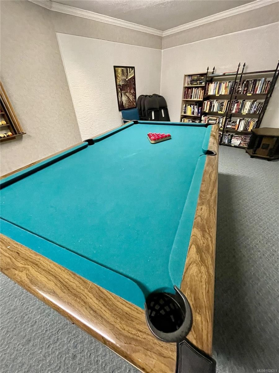 359-2930 Washington Ave, Victoria, BC - Indoor Photo Showing Other Room