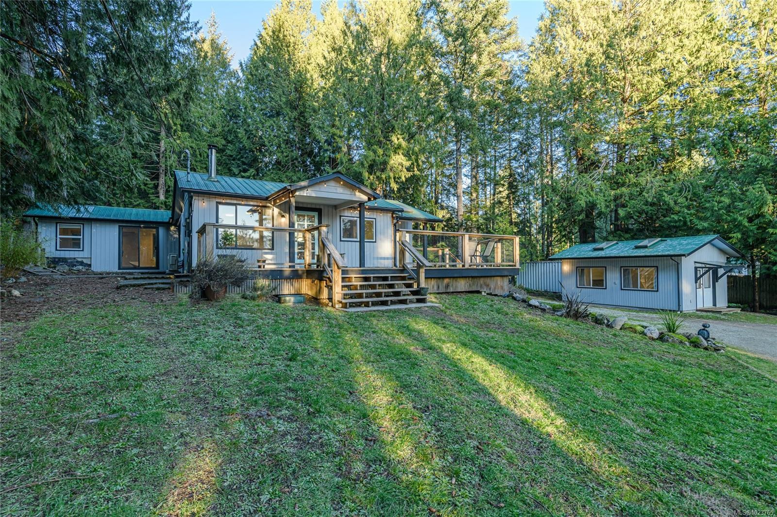 170 Thomas Rd, Salt Spring, BC