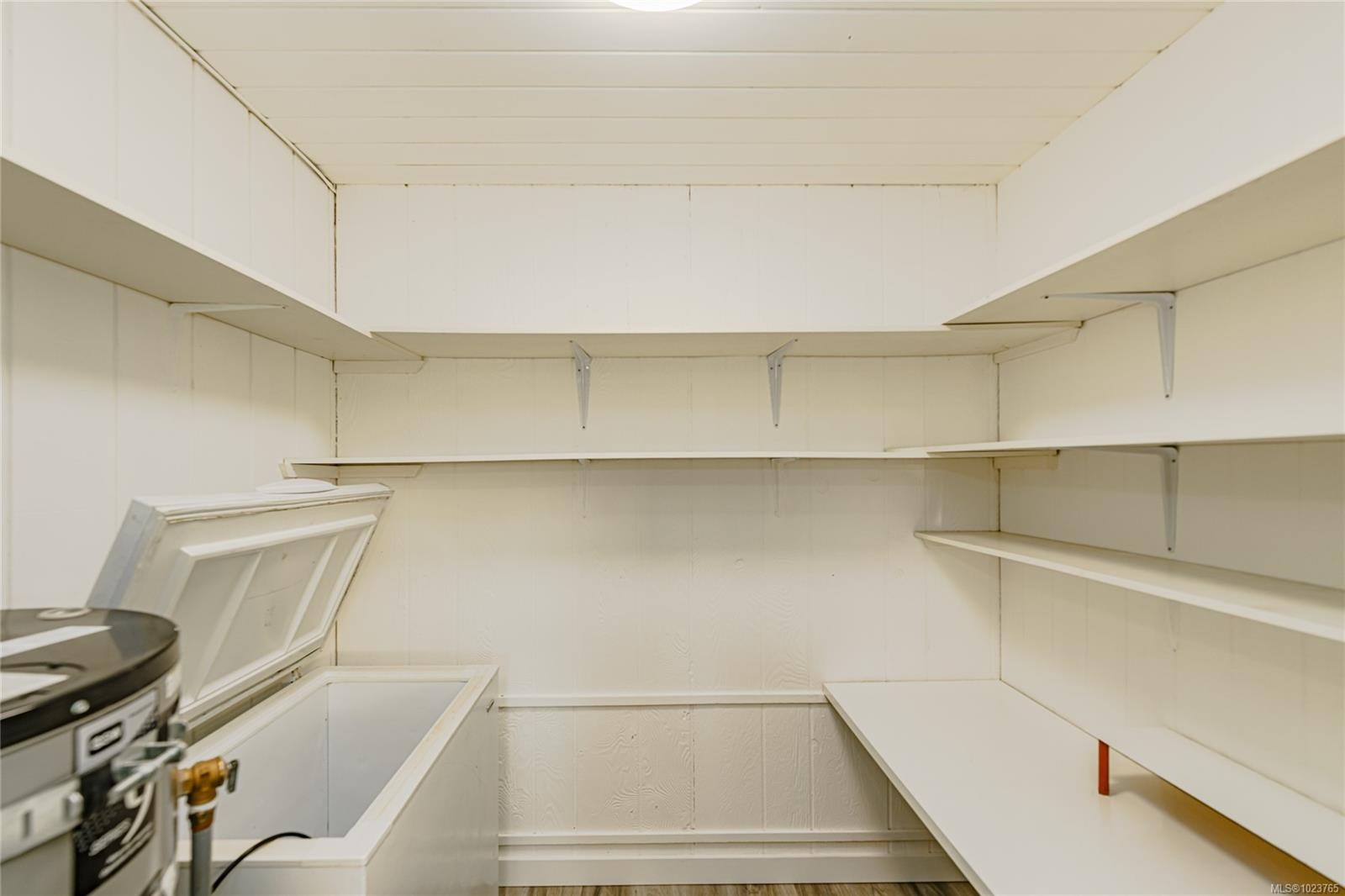 170 Thomas Rd, Salt Spring, BC