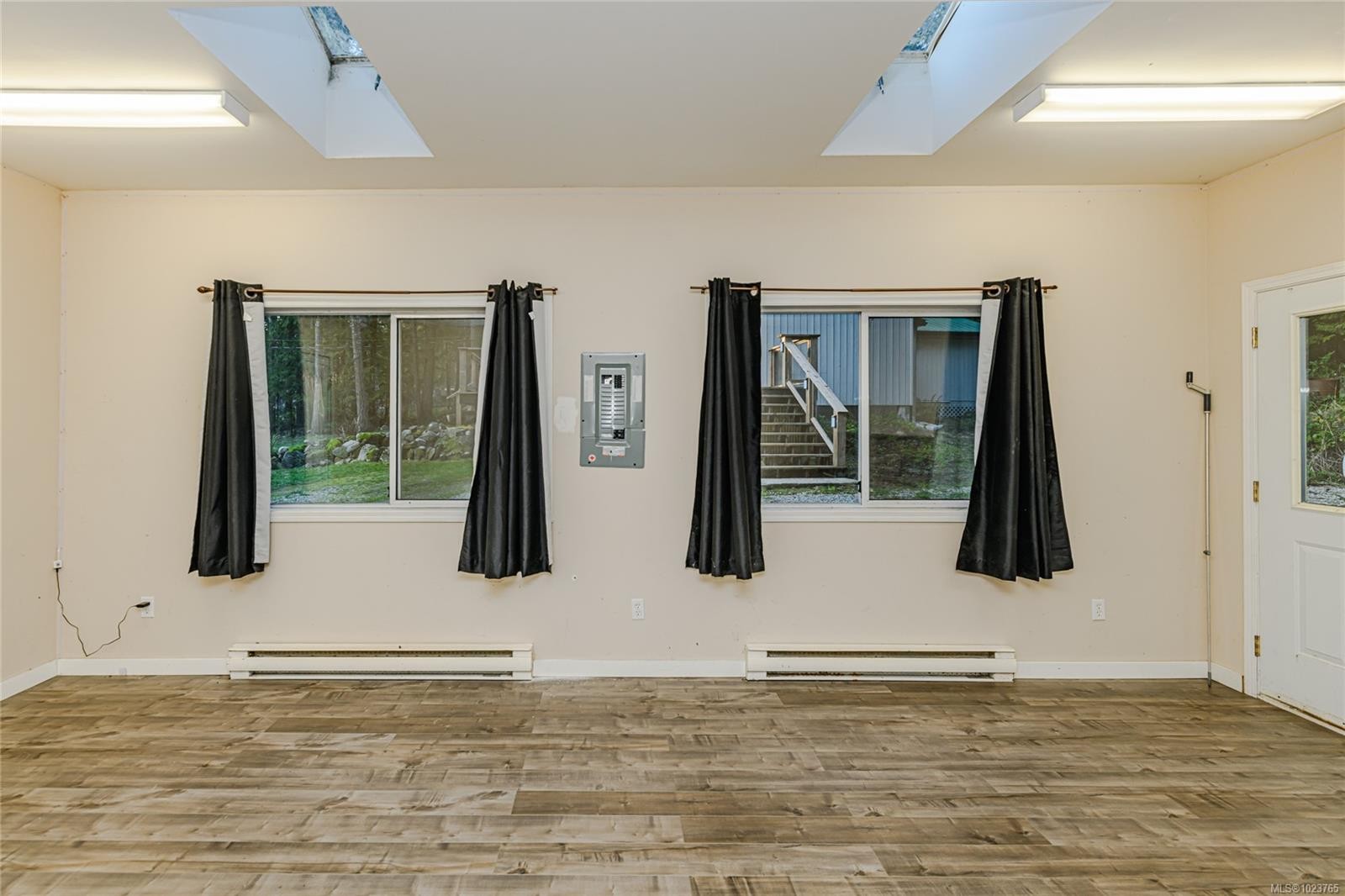 170 Thomas Rd, Salt Spring, BC