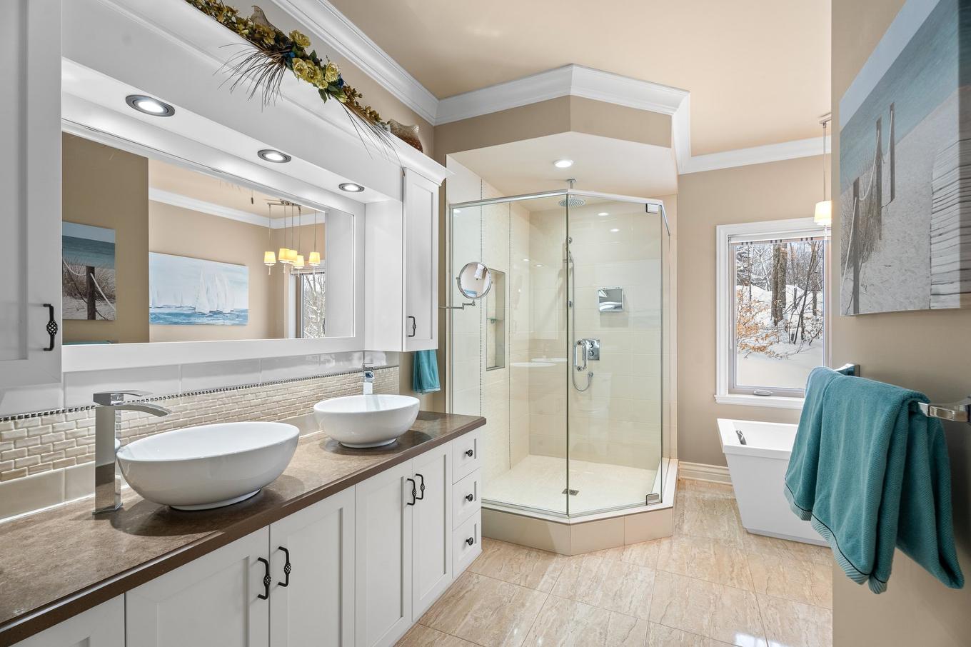 Salle de bains - 22 Rue Des Gemmes, Sainte-Marguerite-Du-Lac-Masson, QC - Indoor Photo Showing Bathroom