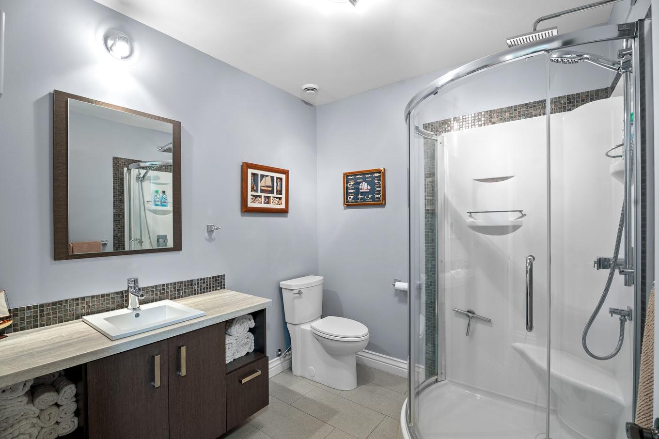 Salle de bains - 22 Rue Des Gemmes, Sainte-Marguerite-Du-Lac-Masson, QC - Indoor Photo Showing Bathroom