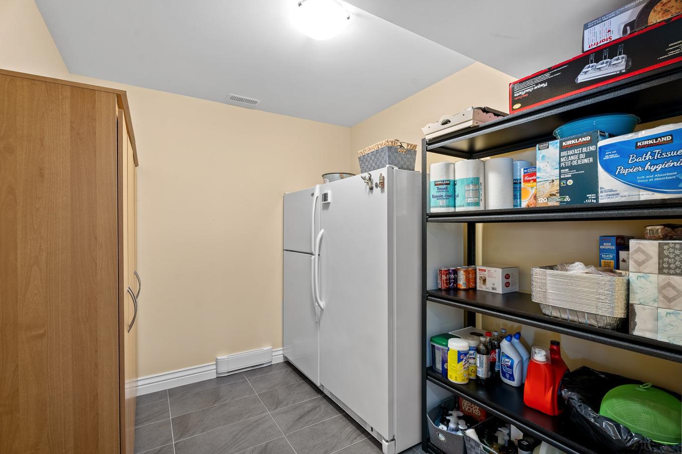 Rangement - 22 Rue Des Gemmes, Sainte-Marguerite-Du-Lac-Masson, QC - Indoor