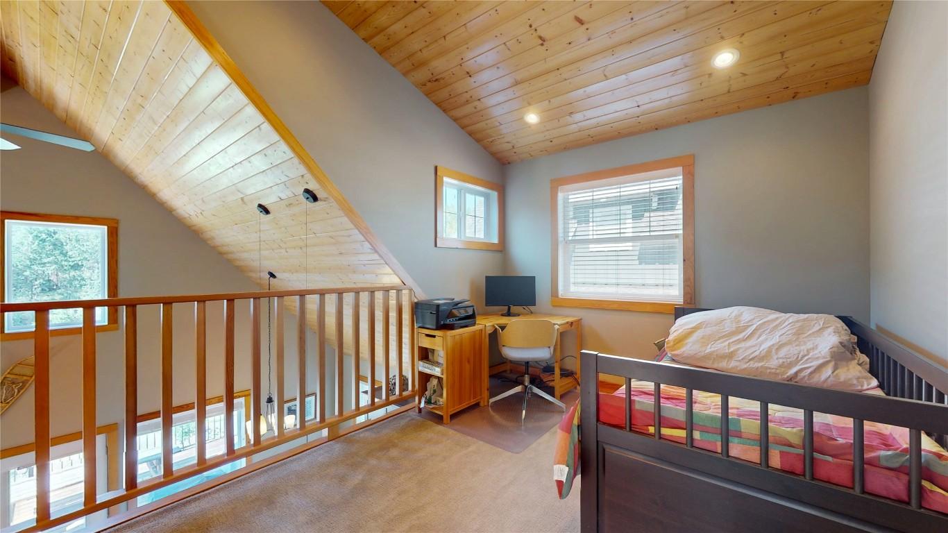 22-6324 Laurier Avenue, Wardner, BC - Indoor