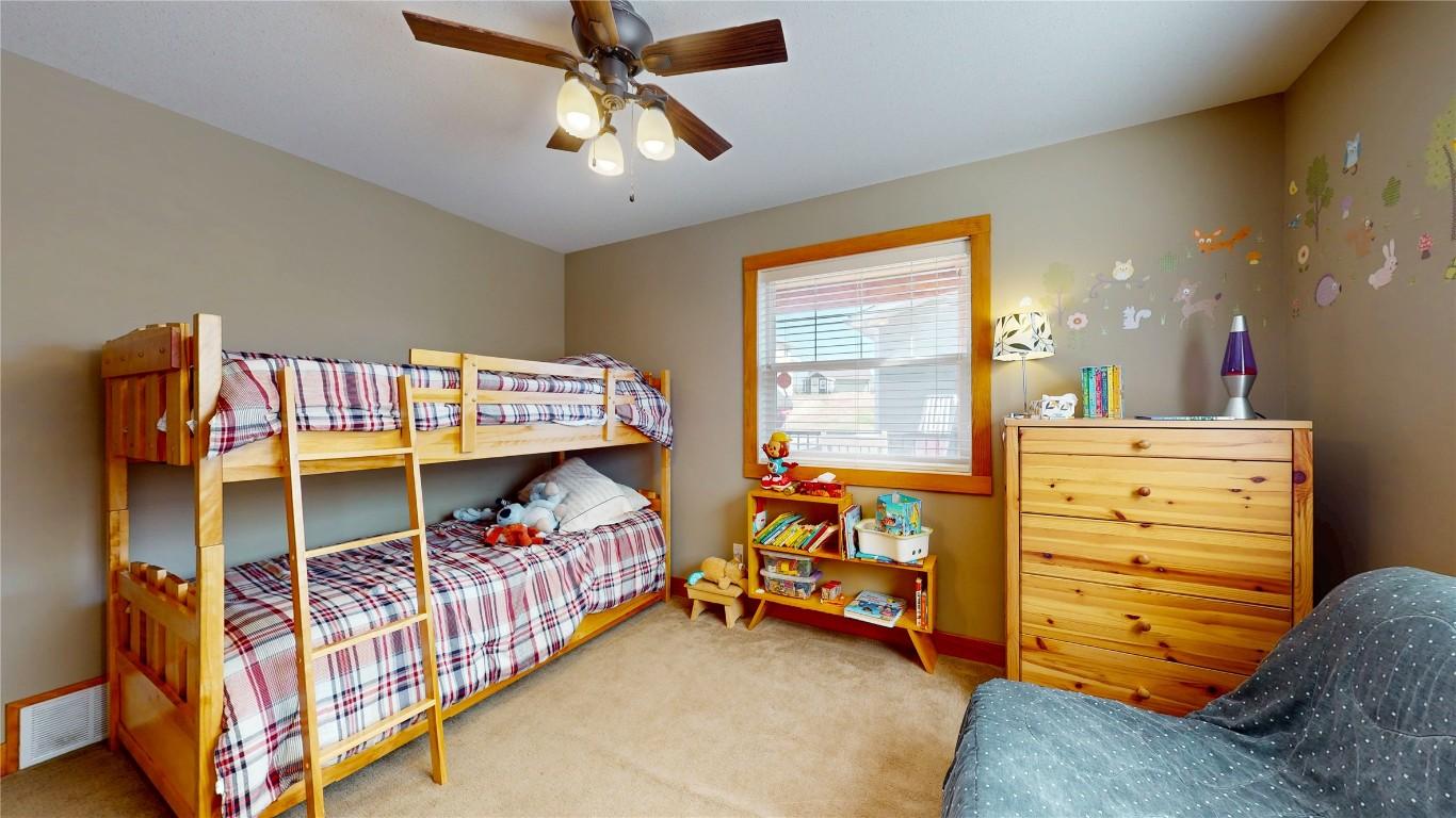 22-6324 Laurier Avenue, Wardner, BC - Indoor Photo Showing Bedroom