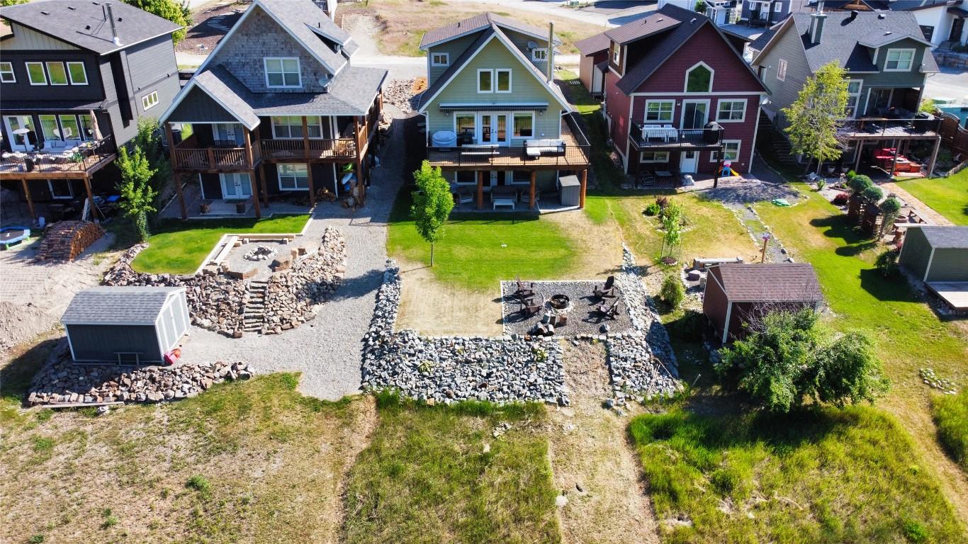 22-6324 Laurier Avenue, Wardner, BC - Outdoor With Deck Patio Veranda With Facade