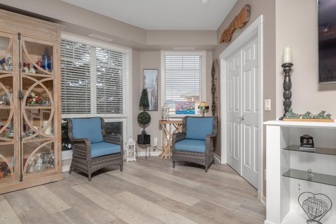 213-3550 Woodsdale Road, Lake Country, BC - Indoor