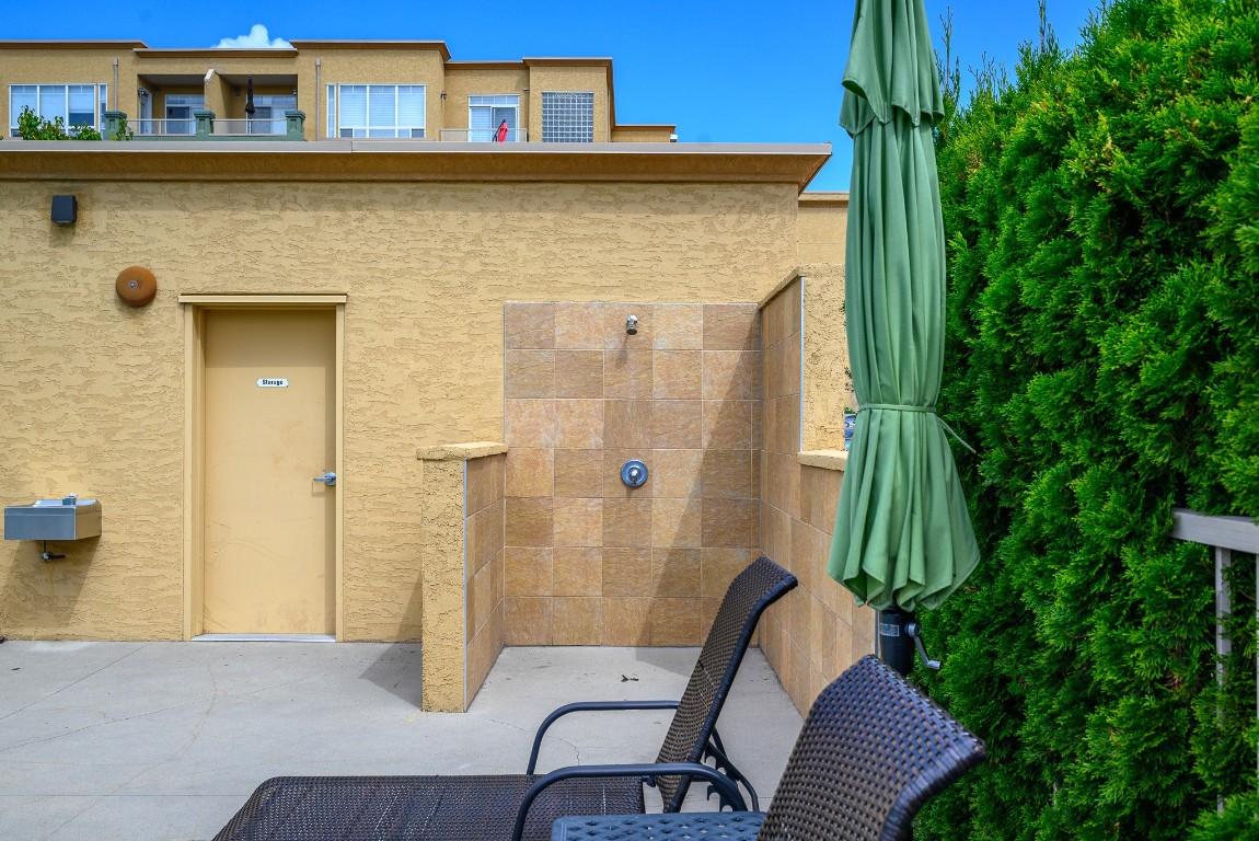 213-3550 Woodsdale Road, Lake Country, BC - Outdoor With Exterior