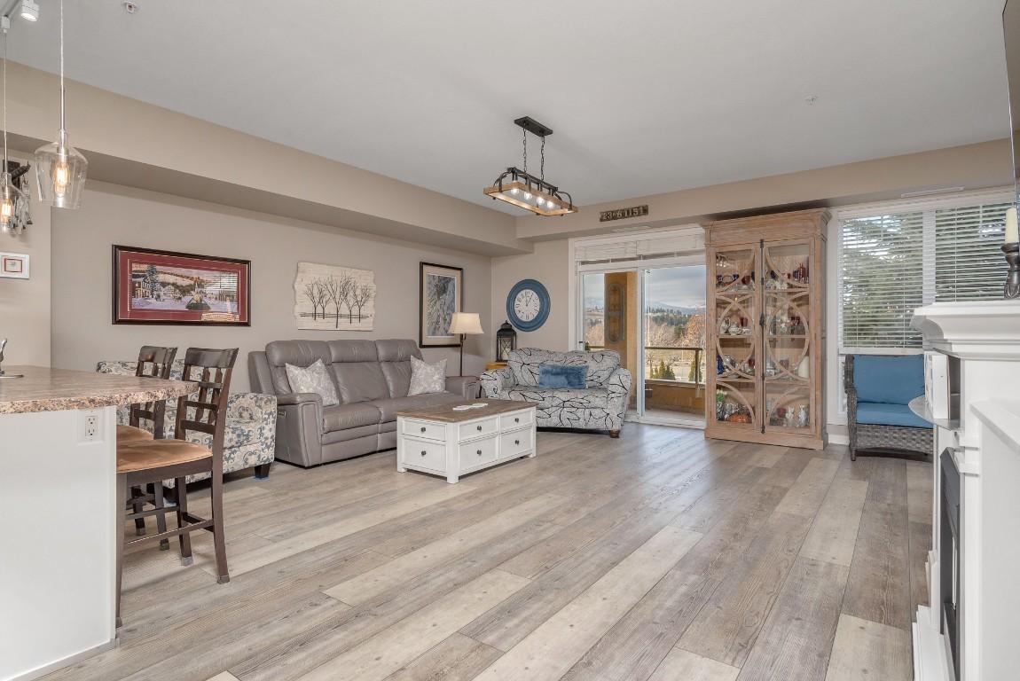 213-3550 Woodsdale Road, Lake Country, BC - Indoor Photo Showing Other Room