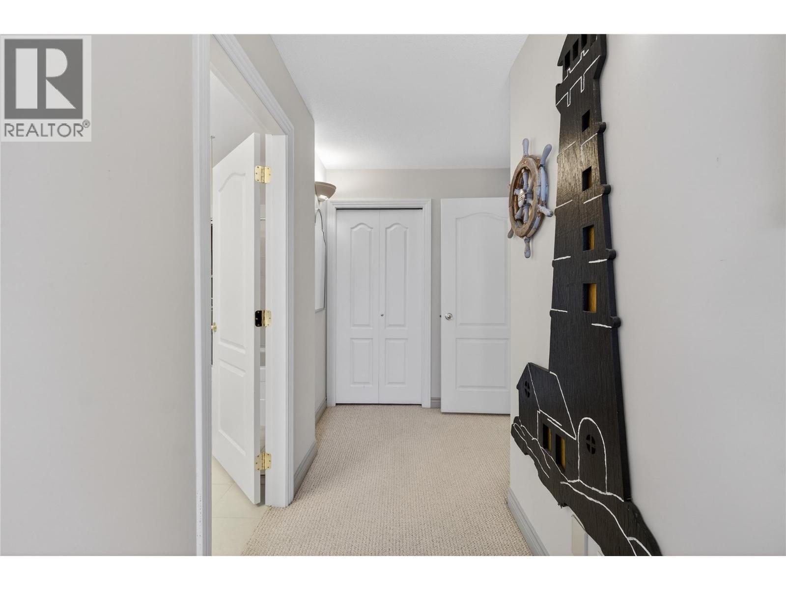 571 6 Street Ne Unit# 302, Salmon Arm, BC - Indoor Photo Showing Other Room