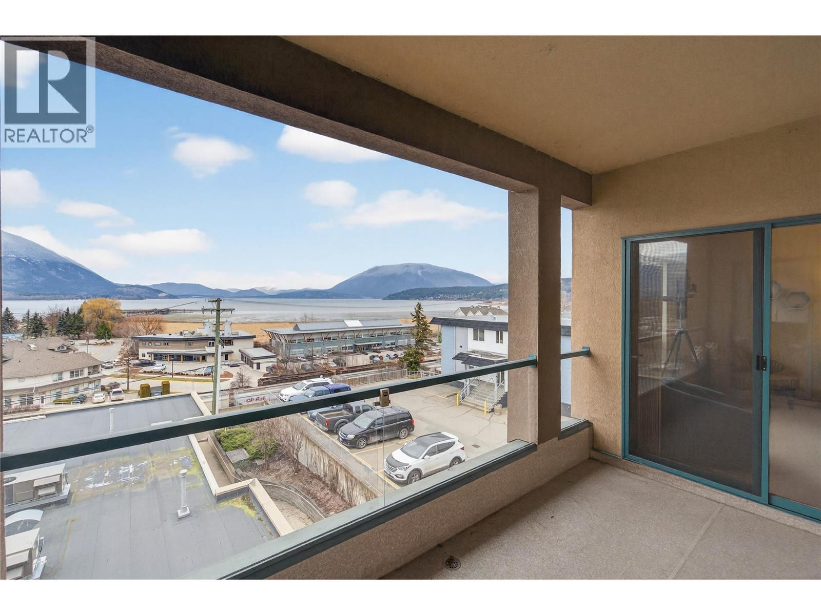571 6 Street Ne Unit# 302, Salmon Arm, BC - Outdoor With Body Of Water With View With Exterior