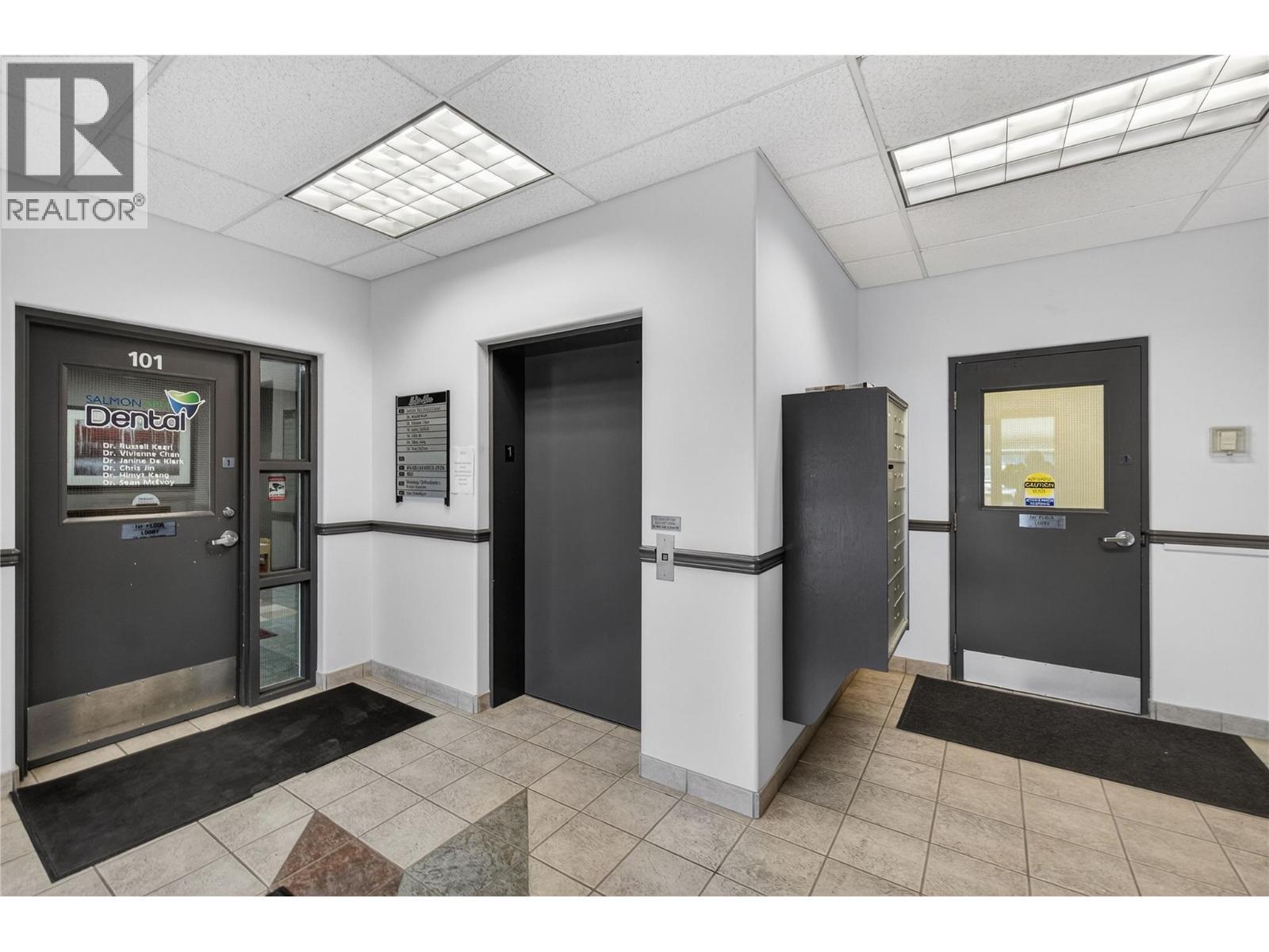 571 6 Street Ne Unit# 302, Salmon Arm, BC - Indoor Photo Showing Other Room