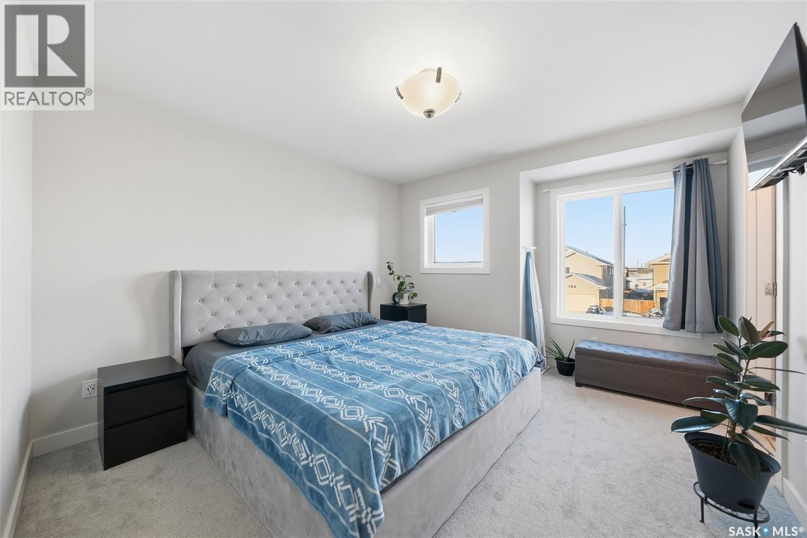 705 Evergreen Boulevard, Saskatoon, SK - Indoor Photo Showing Bedroom