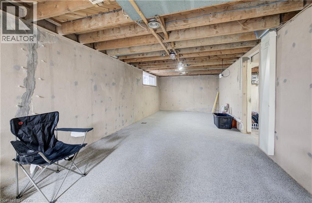 33 Elginfield Drive, Guelph, ON - Indoor Photo Showing Basement