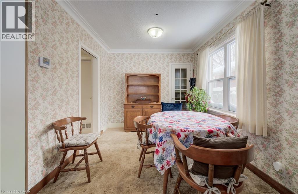 33 Elginfield Drive, Guelph, ON - Indoor Photo Showing Other Room