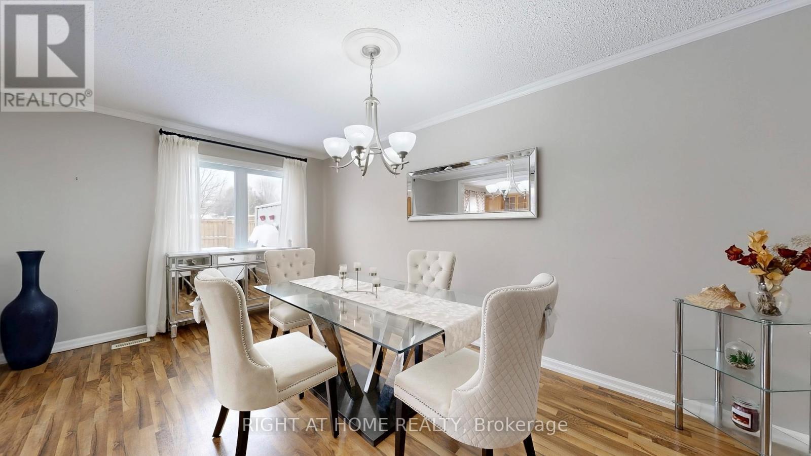 46 Furrow Drive, Whitby (Rolling Acres), ON - Indoor Photo Showing Dining Room