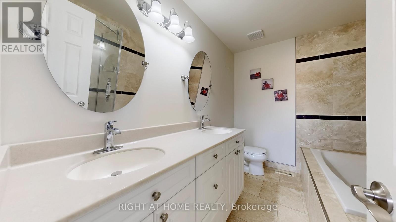 46 Furrow Drive, Whitby (Rolling Acres), ON - Indoor Photo Showing Bathroom