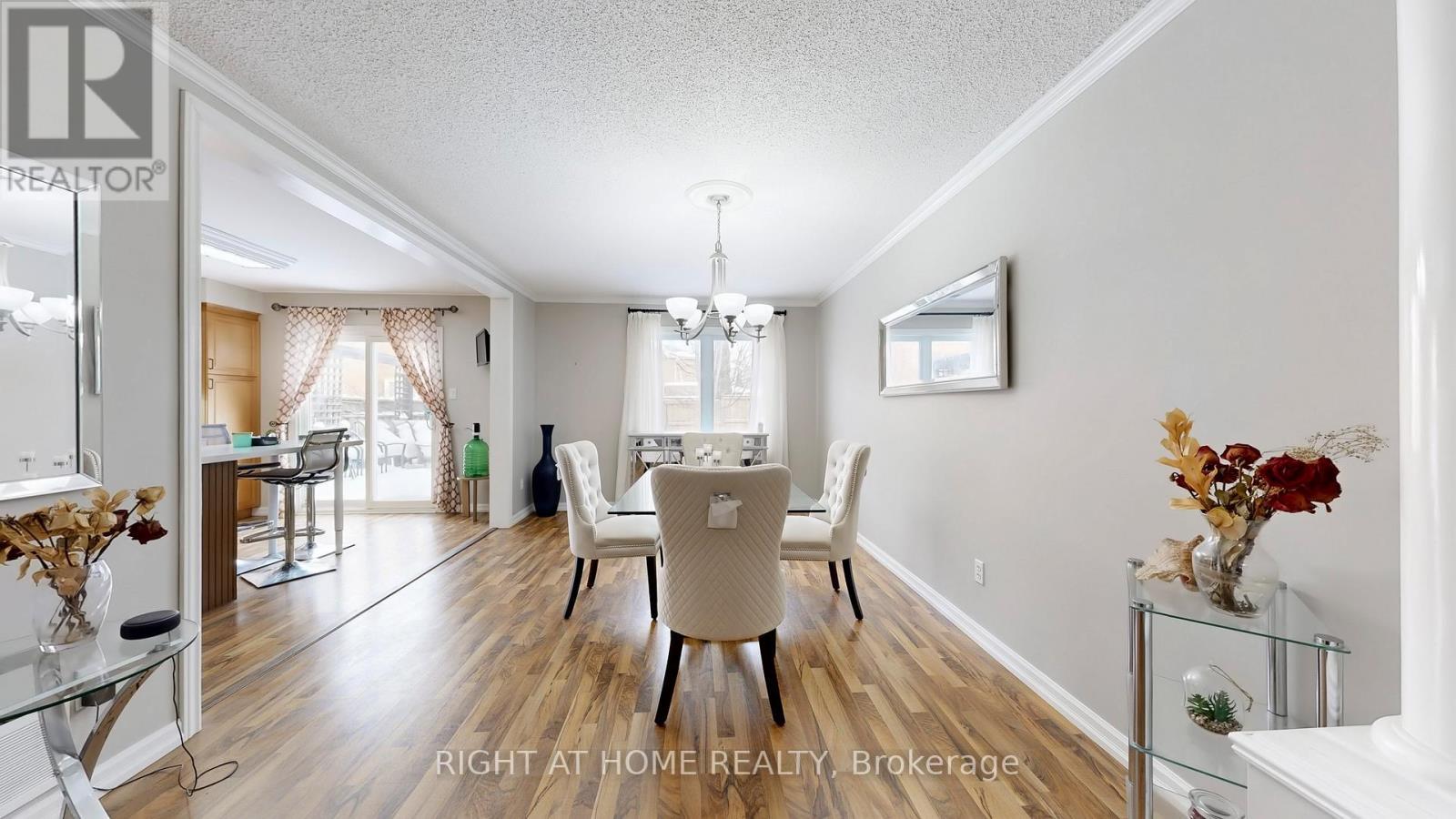 46 Furrow Drive, Whitby (Rolling Acres), ON - Indoor Photo Showing Dining Room