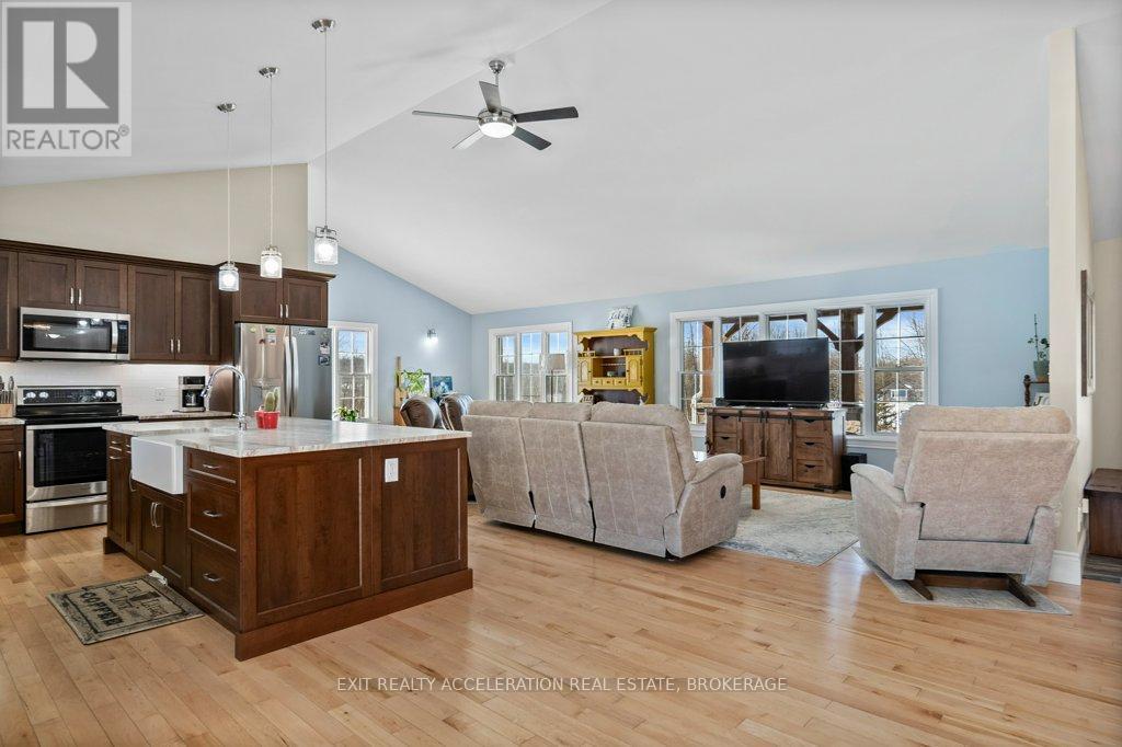 5123 County Road 4, Stone Mills (Stone Mills), ON - Indoor Photo Showing Kitchen
