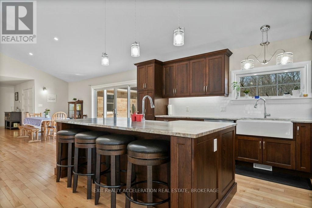 5123 County Road 4, Stone Mills (Stone Mills), ON - Indoor Photo Showing Kitchen With Upgraded Kitchen