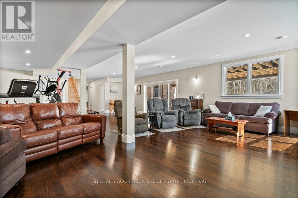 5123 County Road 4, Stone Mills (Stone Mills), ON - Indoor Photo Showing Living Room
