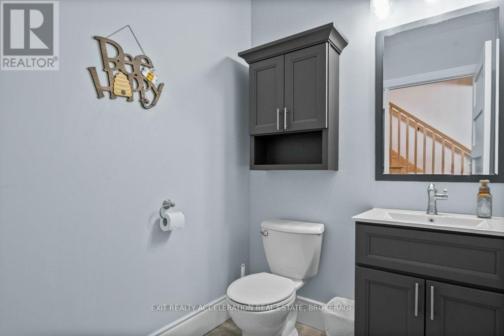 5123 County Road 4, Stone Mills (Stone Mills), ON - Indoor Photo Showing Bathroom