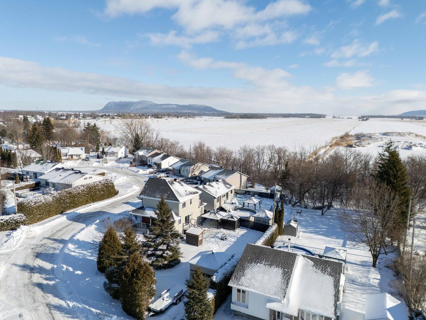 Overall view - 108 Rue Joseph-Théberge, Saint-Mathias-Sur-Richelieu, QC - Outdoor With Body Of Water With View