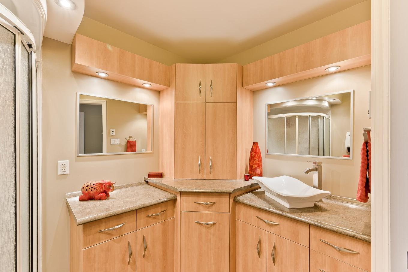 Bathroom - 992 Rue Du Sieur-D'Iberville, Sherbrooke (Les Nations), QC - Indoor