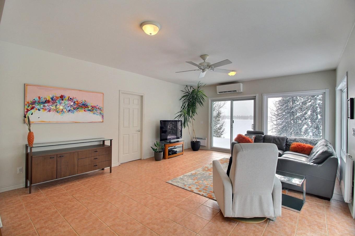 Salon - 157 Sent. Des Fougères, Val-D'Or, QC - Indoor Photo Showing Living Room