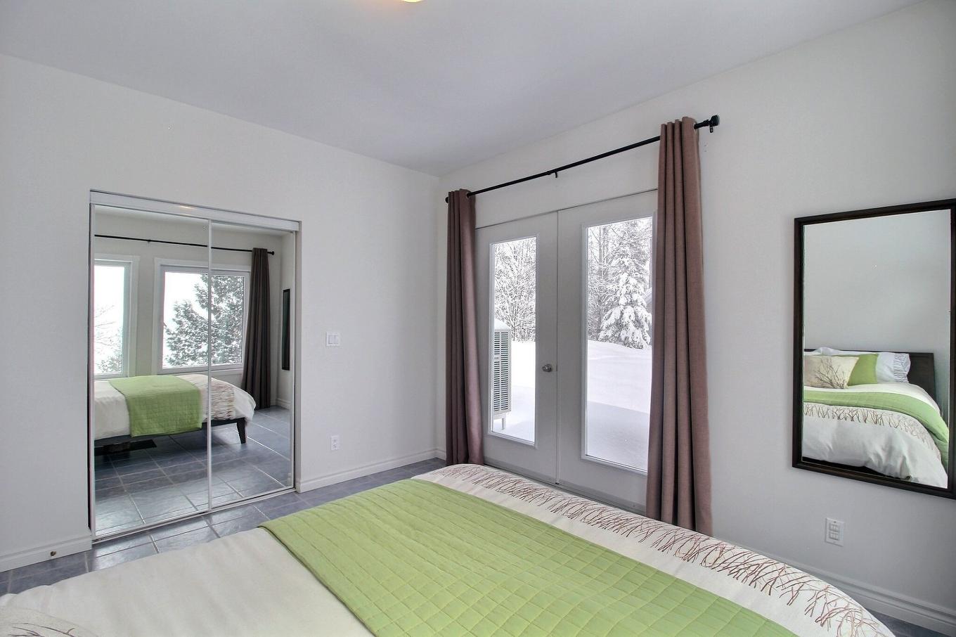 Chambre à coucher principale - 157 Sent. Des Fougères, Val-D'Or, QC - Indoor Photo Showing Bedroom