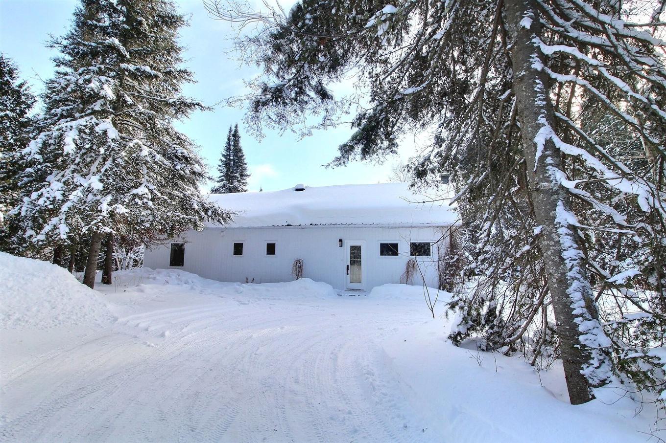 Façade - 157 Sent. Des Fougères, Val-D'Or, QC - Outdoor