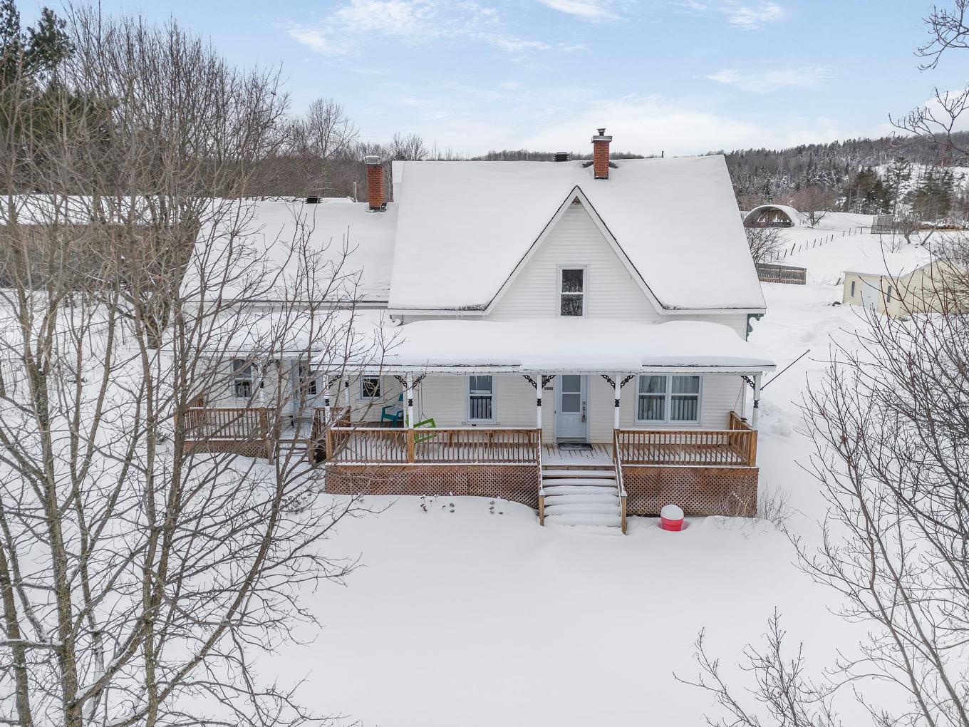 Façade - 1455 Ch. Favreau, Sainte-Edwidge-De-Clifton, QC - Outdoor With Deck Patio Veranda